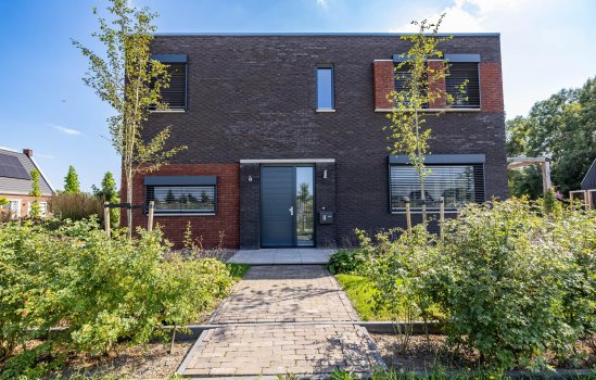 Kardinaalsmuts 8, LEEK