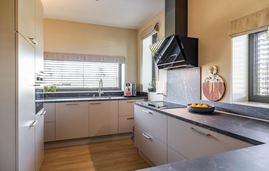 Kardinaalsmuts 8, LEEK