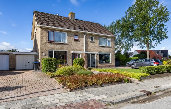 Fivelstraat 4, Ten Boer