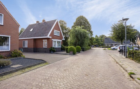 Kerkstraat 2, Meeden