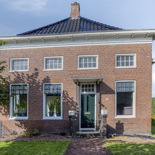 Middenweg 98, Veendam