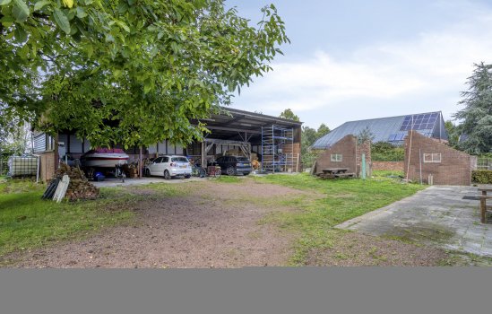 Middenweg 98, Veendam