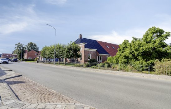 Middenweg 98, Veendam