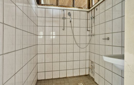 Numero Dertien 24, Veendam