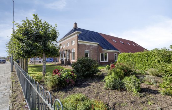 Middenweg 98, Veendam