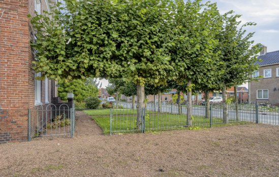 Middenweg 98, Veendam