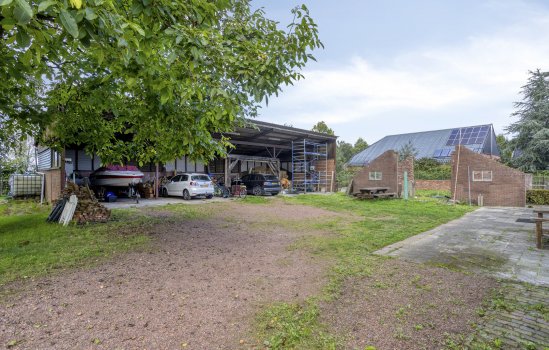 Middenweg 98, Veendam