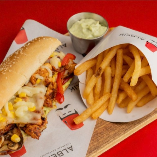 Albeik chicken sandwich