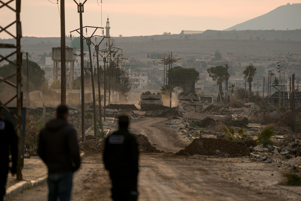 Security Transformations in Southern Syria: Authority, Armed Networks, and Foreign Intervention