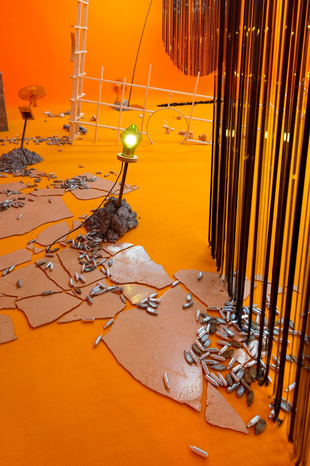 Anne Hardy Sensory Spaces 13 (detail), exhibition view: Museum Boijmans Van Beuningen, Rotterdam, 2018. © Anne Hardy, courtesy Maureen Paley, London, photo: Angus Mill