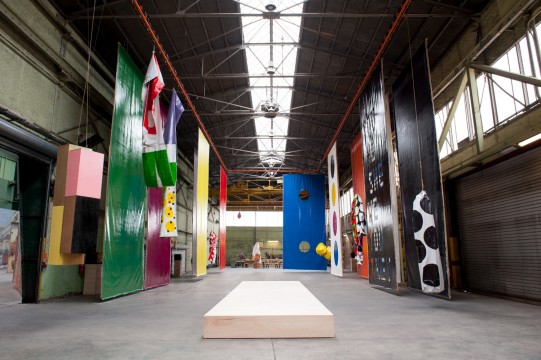 Exhibition overview 'Submarine Wharf - XXXL Painting' Photo: Lotte Stekelenburg