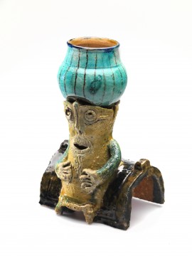 Harm Henrick Kamerlingh Onnes, noktegel met zittende figuur, 1961. Keramiek