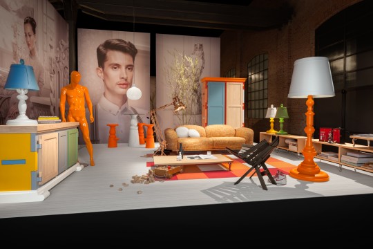Moooi en Erwin Olaf, titel: The Unexpected Welcome, Milaan 2013. Art Fotografie door: Erwin Olaf