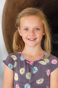 Hi! I’m Mirthe. I’m nine years old and this is my second year on the Boijmans Children’s Advisory Board. I love treasure hunts and last year I helped with the treasure hunt that’s available for kids in the museum now. Why don’t you come and do it sometime soon?