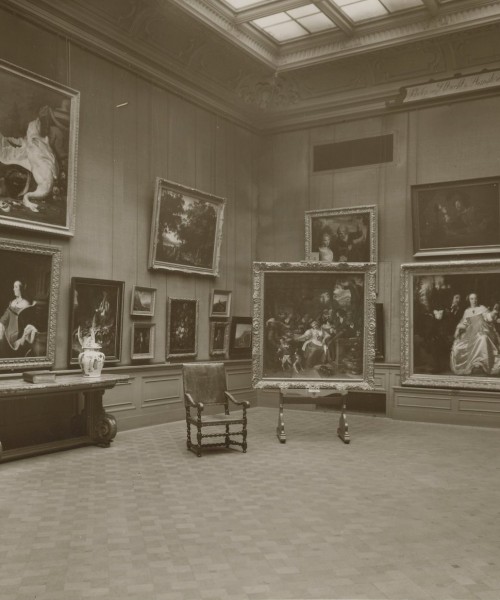 Opstelling van de collectie in het Schielandshuis