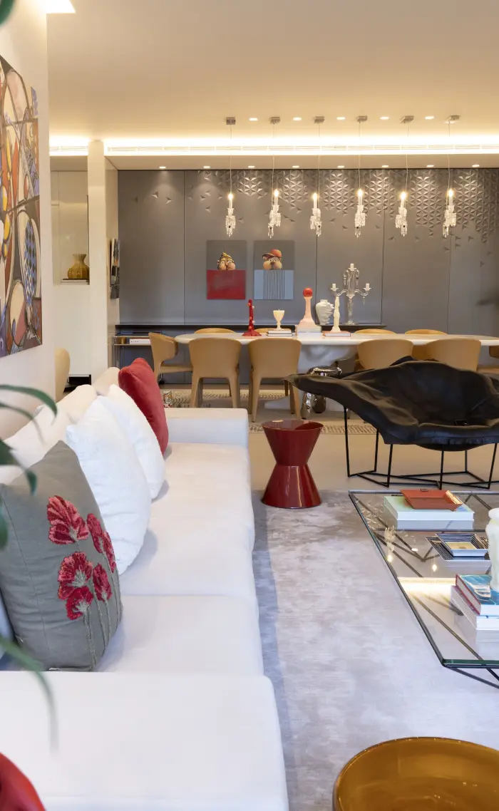 TRENDY LUXURY
