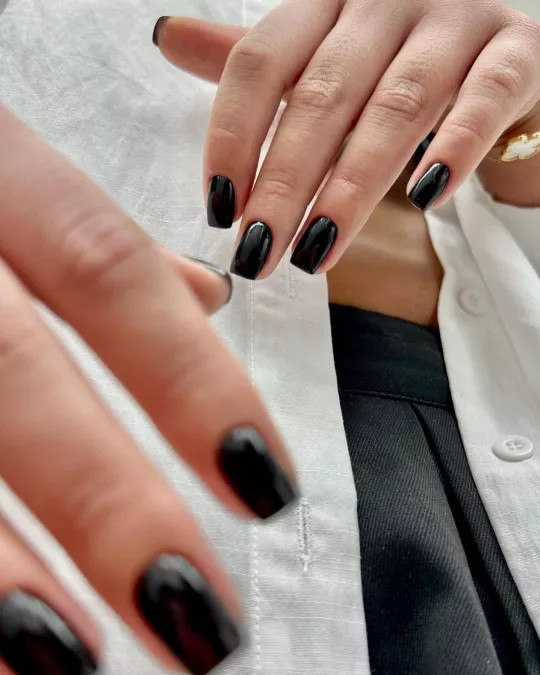 Dona Nail Bar Portfolio