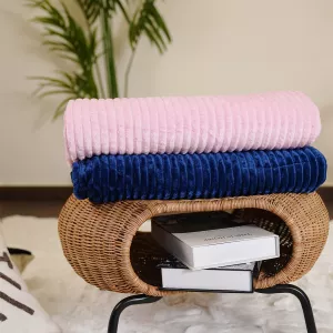 Soft Comfortable Double Throw Blanket ( 200 x 230 cm )