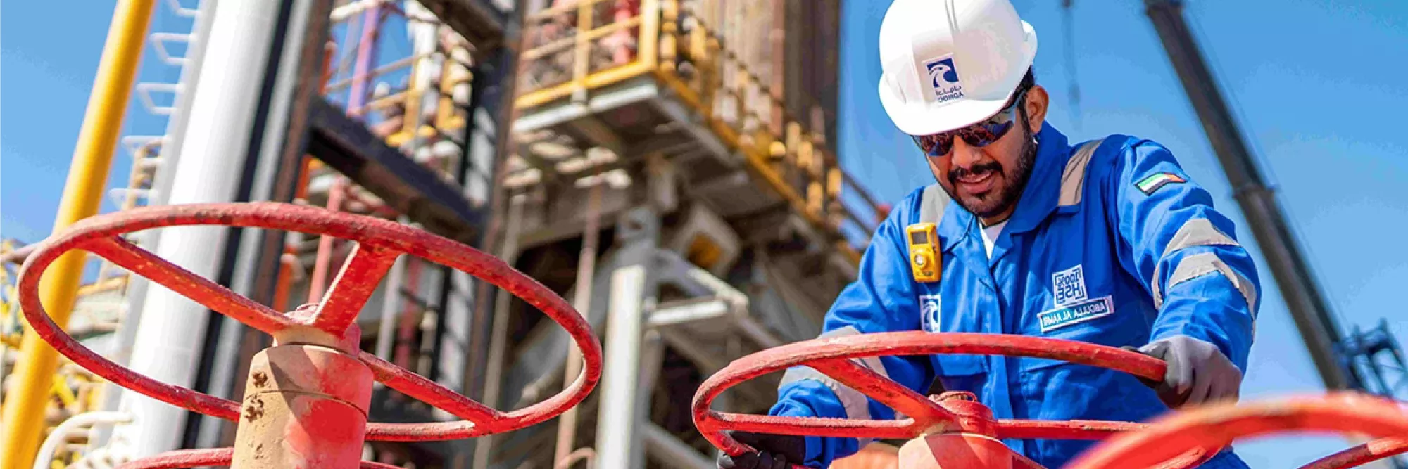 adnoc-drilling-female-worker-01