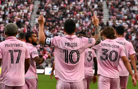 Football Lebanon - ميسي يستعرض بهدفَين جيديدَين