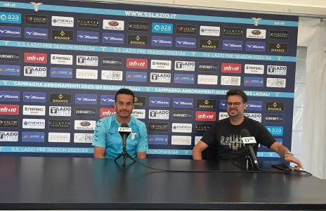 Football Lebanon - بيدرو وغاميرو يمدّدان عقدَيهما