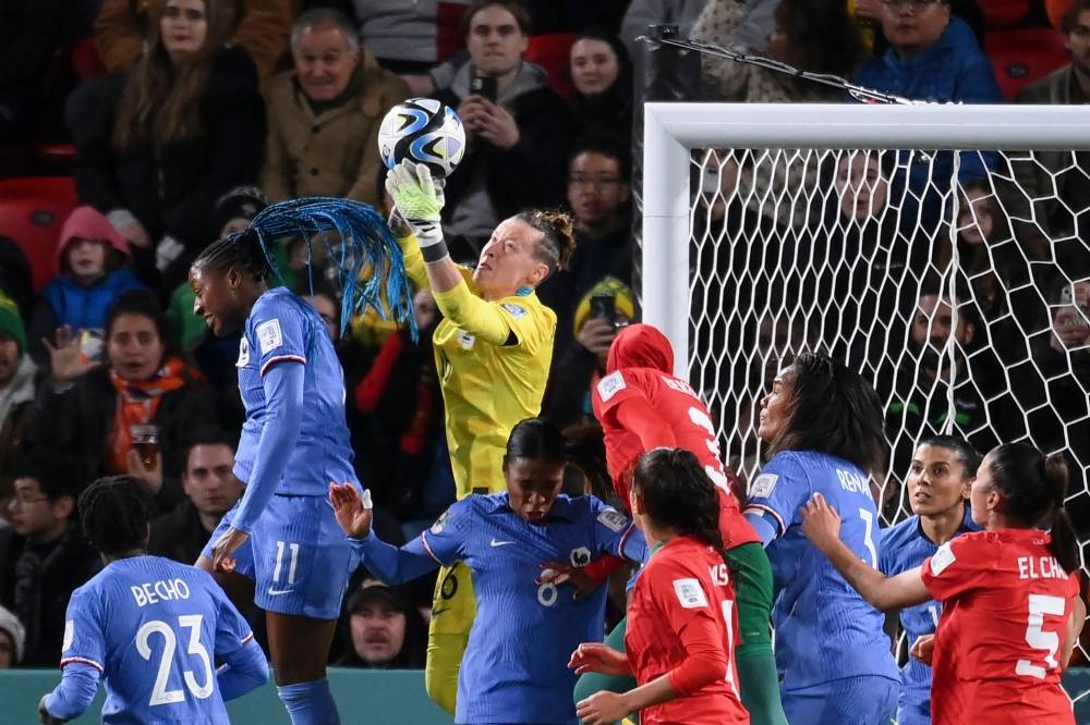 Football Lebanon - فرنسا وكولومبيا تقصيان المغرب وجامايكا من مونديال السيدات