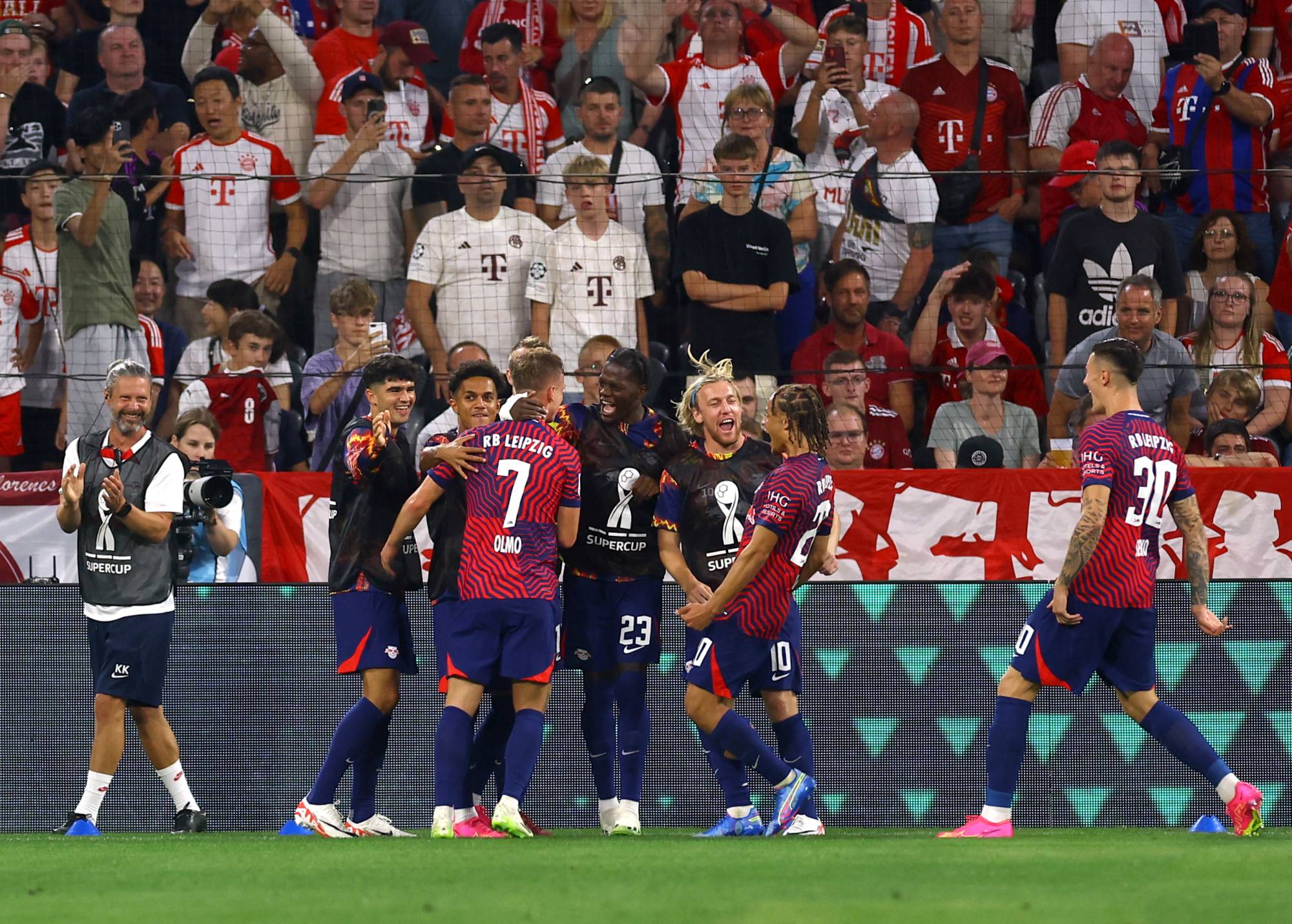 Football Lebanon - لايبزيغ بطلاً للسوبر... وأولمو يفسد صفقة هاري كاين