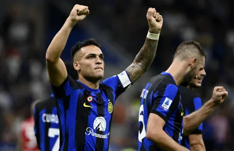 Football Lebanon - أوسيمهن ولاوتارو يطلقان انتصارات نابولي وإنتر في الدوري الإيطالي