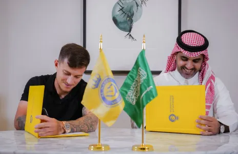 Football Lebanon - النصر يضمّ أوتافيو من بورتو