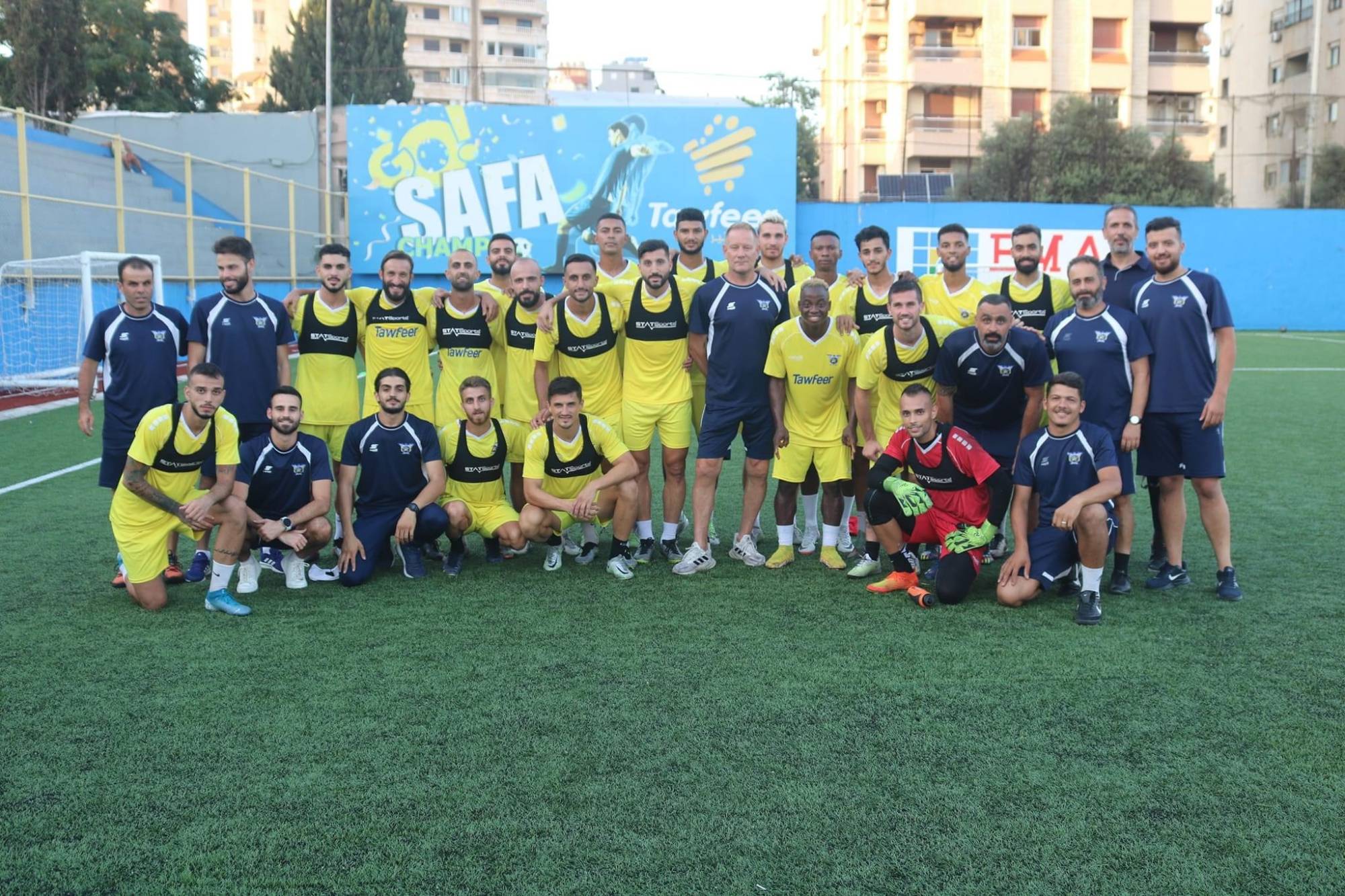 Football Lebanon - الصفاء يعلن رحيل مدربه الهولندي يان دي يونج لأسباب عائلية