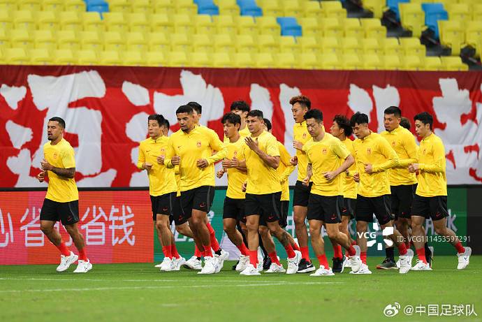 Football Lebanon - جماهير الصين تنقلب على بلادها وتصفّق للمنتخب السوري