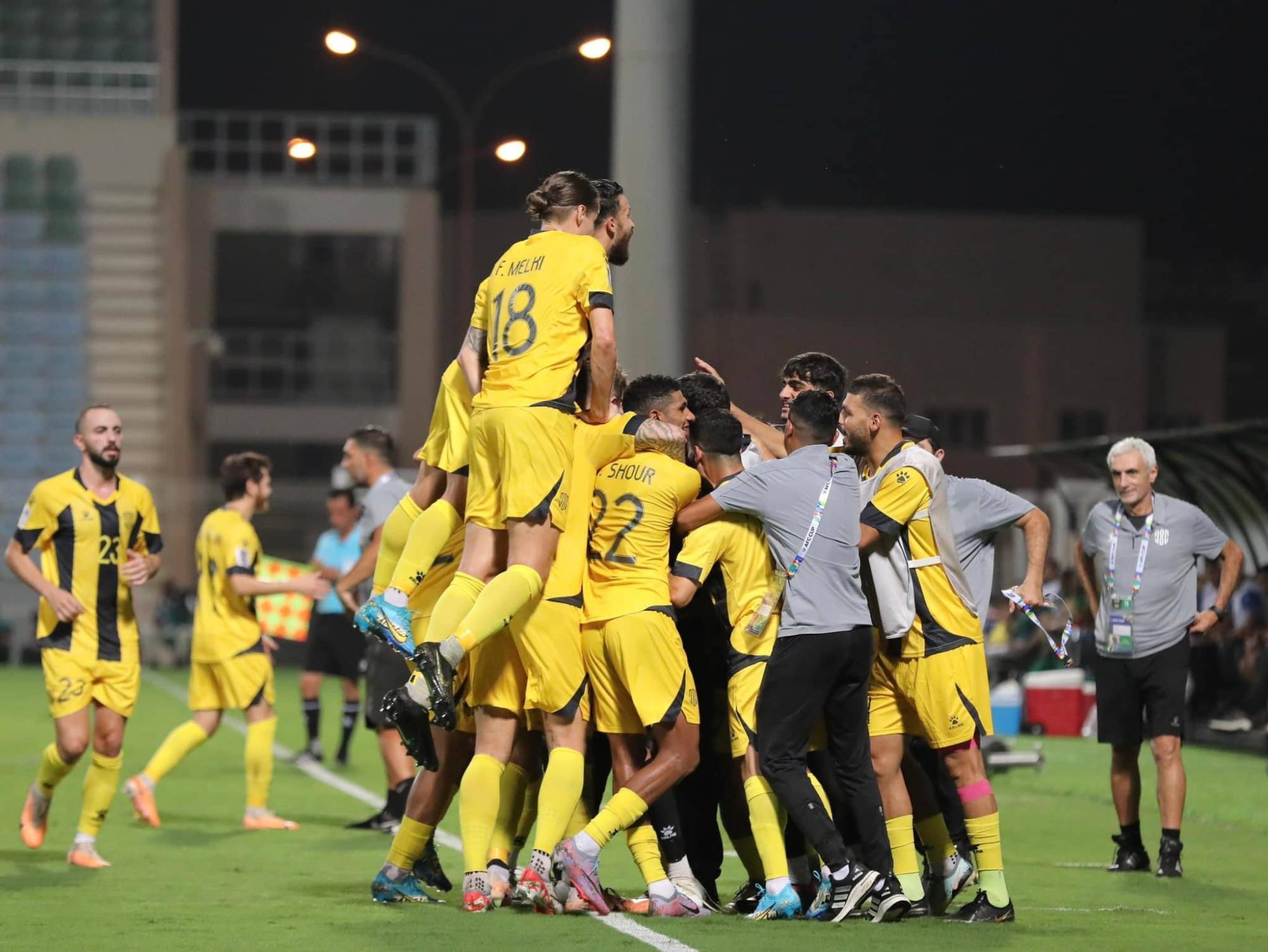 Football Lebanon - العهد يهزم النهضة العماني في أولى مبارياته في كأس الاتحاد الآسيوي