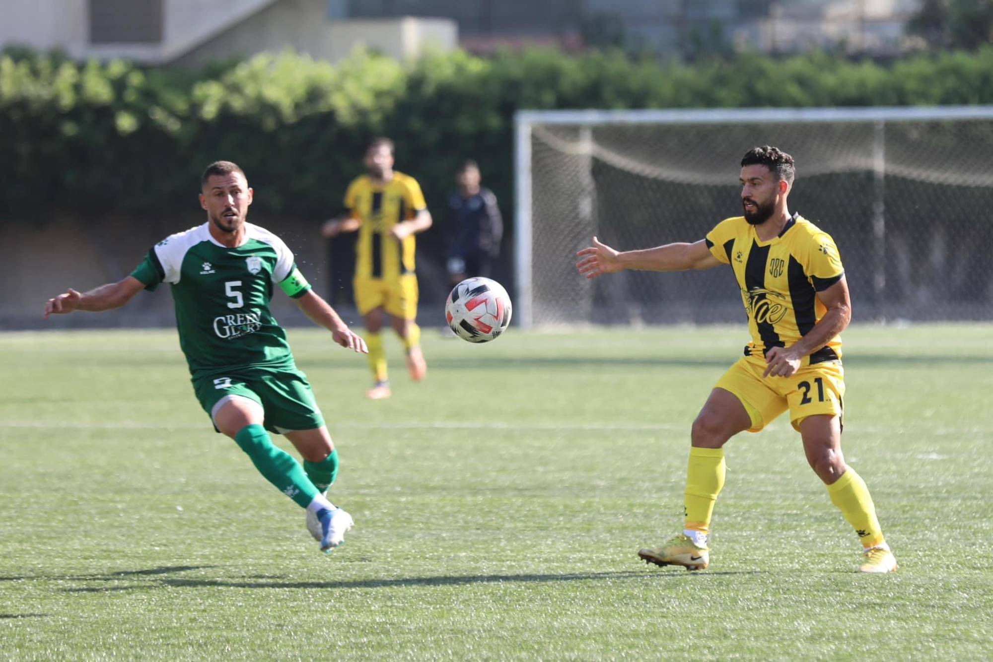 Football Lebanon - تعادل إيجابي للعهد والأنصار