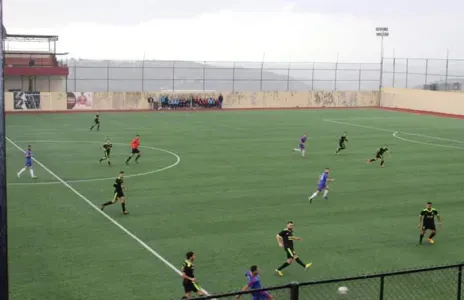 Football Lebanon - حاروف والهومنمن بطلا مرحلة الذهاب لمجموعتهما في الثالثة