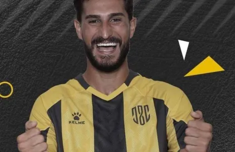 Football Lebanon - كريم درويش يقود العهد للفوز على طرابلس بهدف دون رد