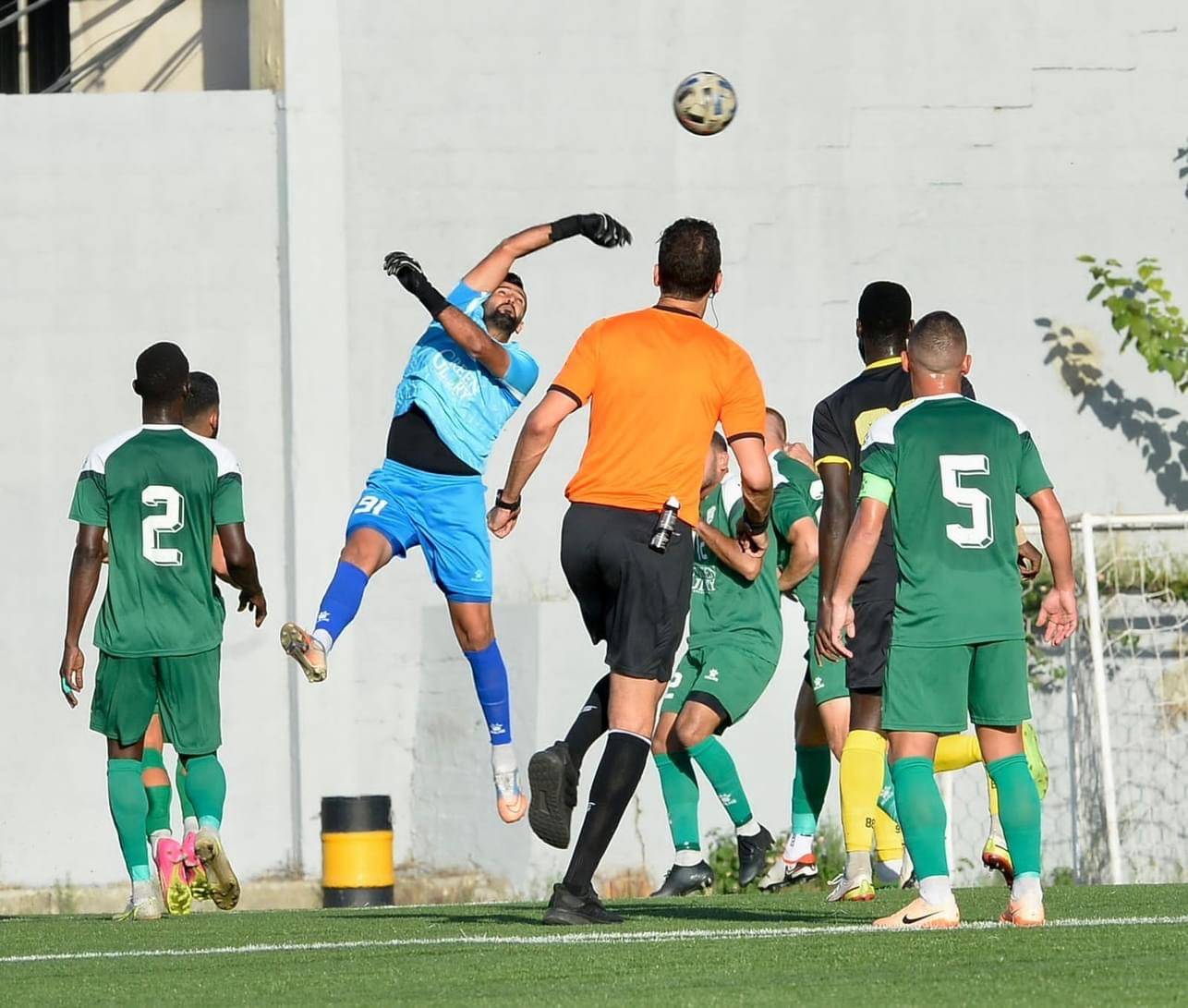 Football Lebanon - البرج يفوز على الأنصار ضمن ختام الجولة الثامنة من الدوري