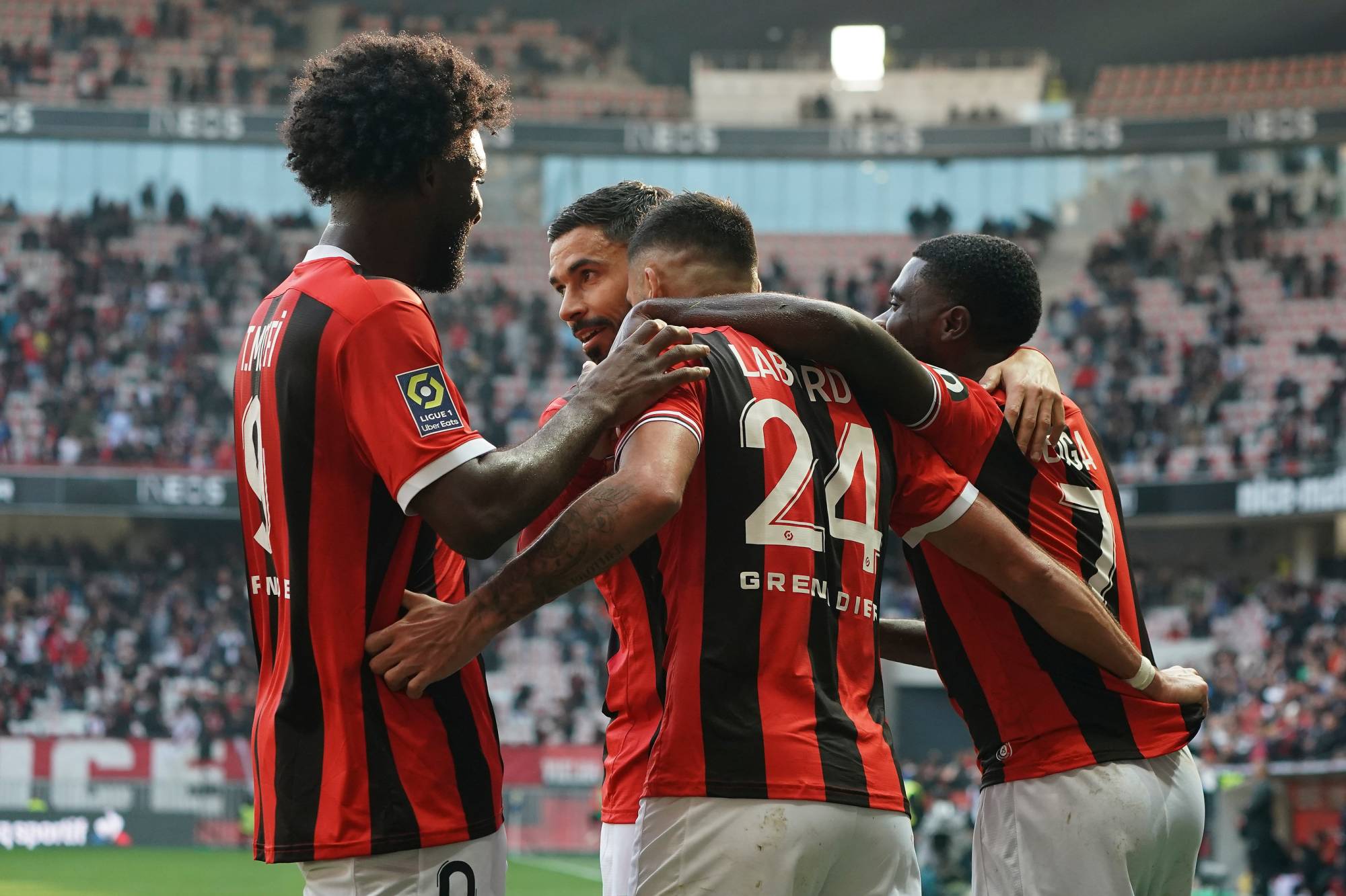 Football Lebanon - نيس يستعيد الوصافة... وليل يتعثر