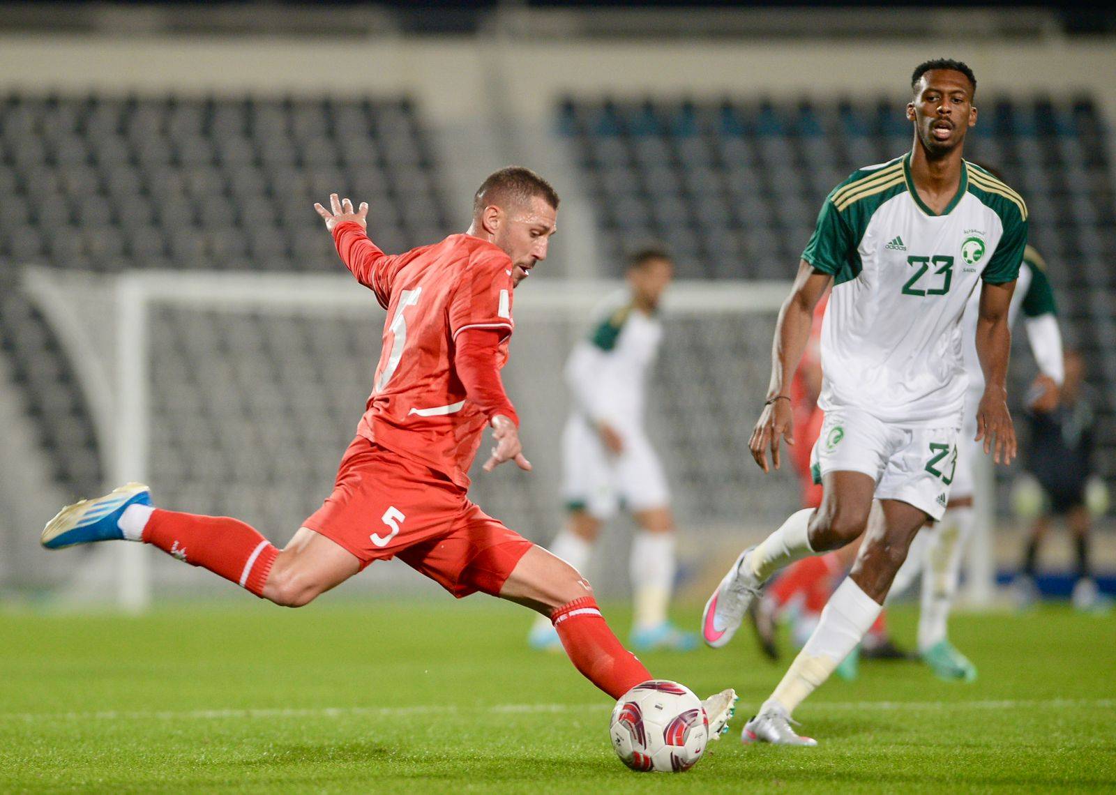 Football Lebanon - هدف وحيد يفصل بين لبنان والسعودية في مواجهتهما الودية