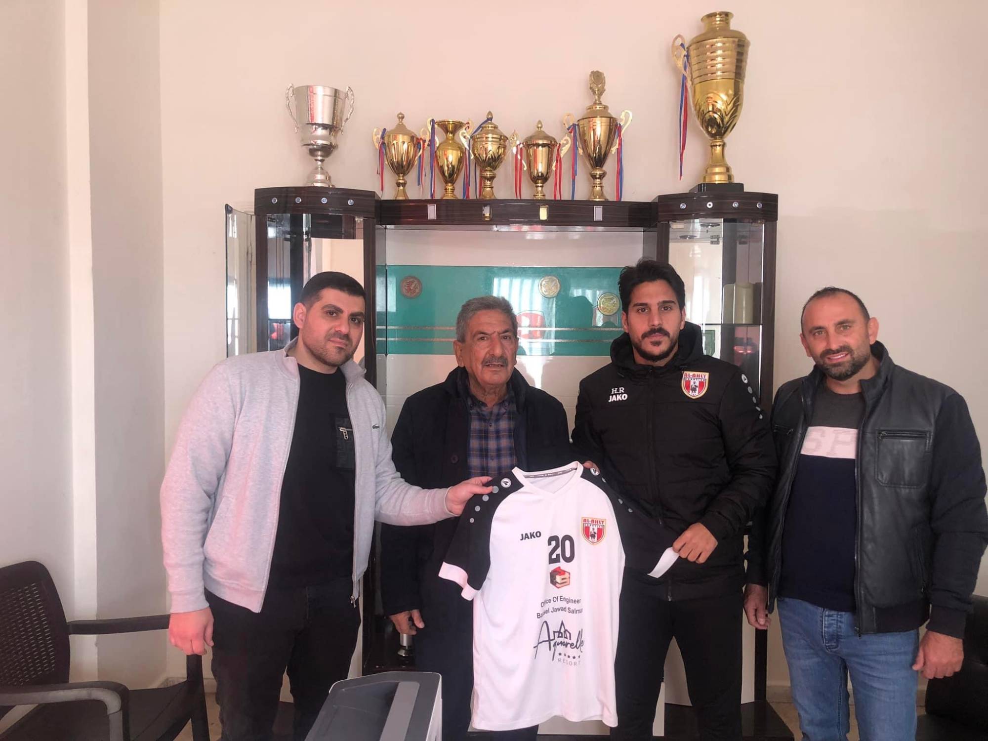 Football Lebanon - الأهلي النبطية يعزز صفوفه بضم حيدر خريس وعودة مهاجمه حيدر عواضة