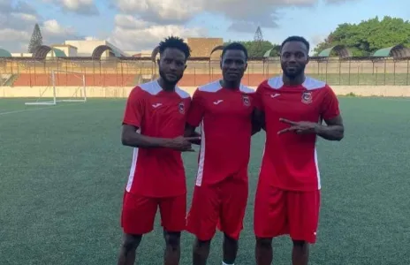 Football Lebanon - التضامن صور يفسخ عقود لاعبيه الأجانب