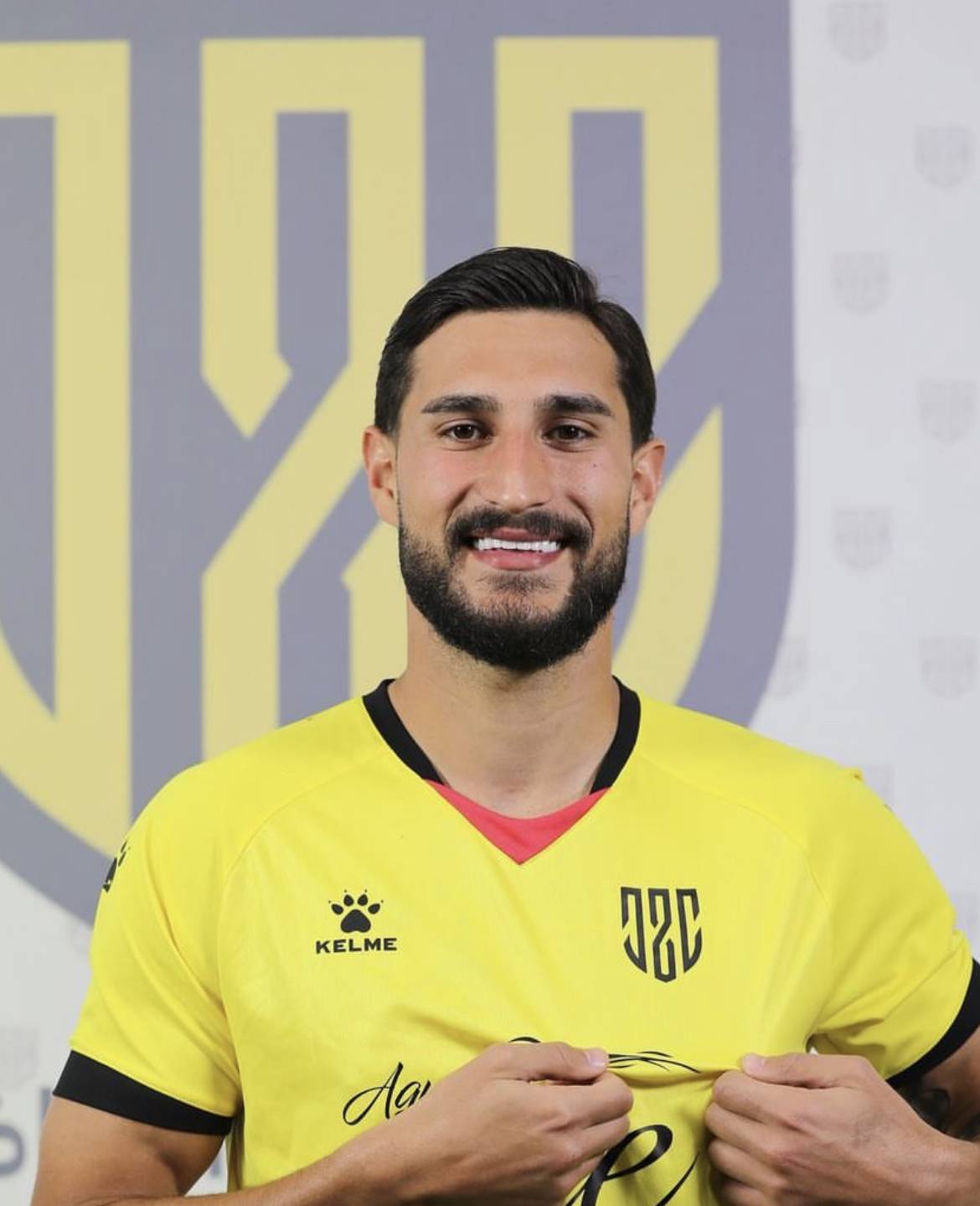 Football Lebanon - كريم درويش يخطف الفوز من الأنصار في الدقيقة الأخيرة