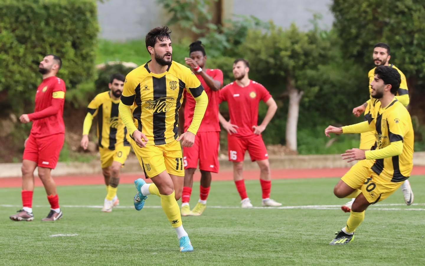 Football Lebanon - ثلاثية نظيفة للعهد في مرمى البرج