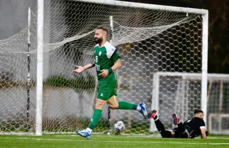 Football Lebanon - فوز الأنصار على حساب الراسينغ ضمن سداسية الاندية الأوائل