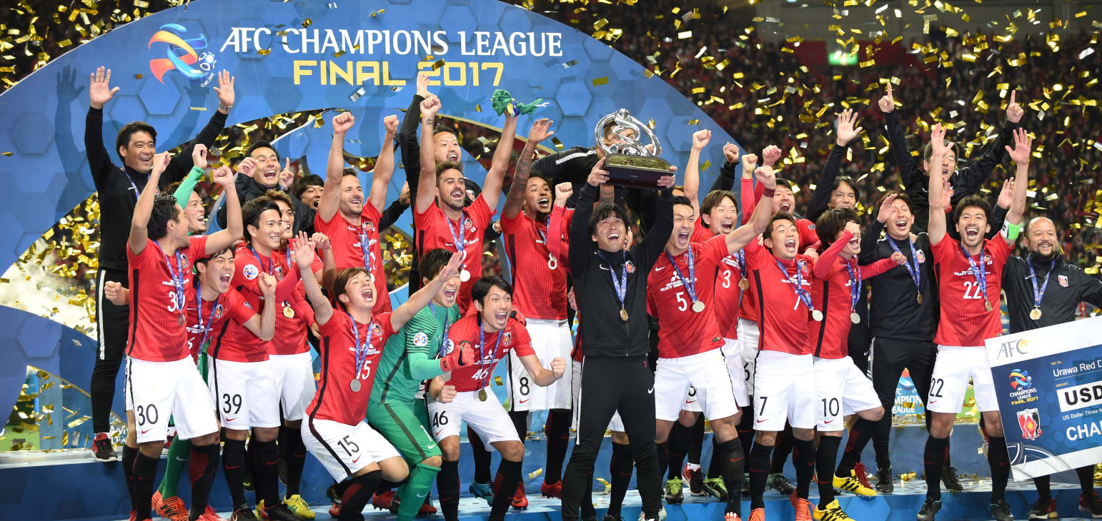 Football Lebanon - رفع جوائز بطولتي دوري أبطال آسيا وكأس الاتحاد الآسيوي