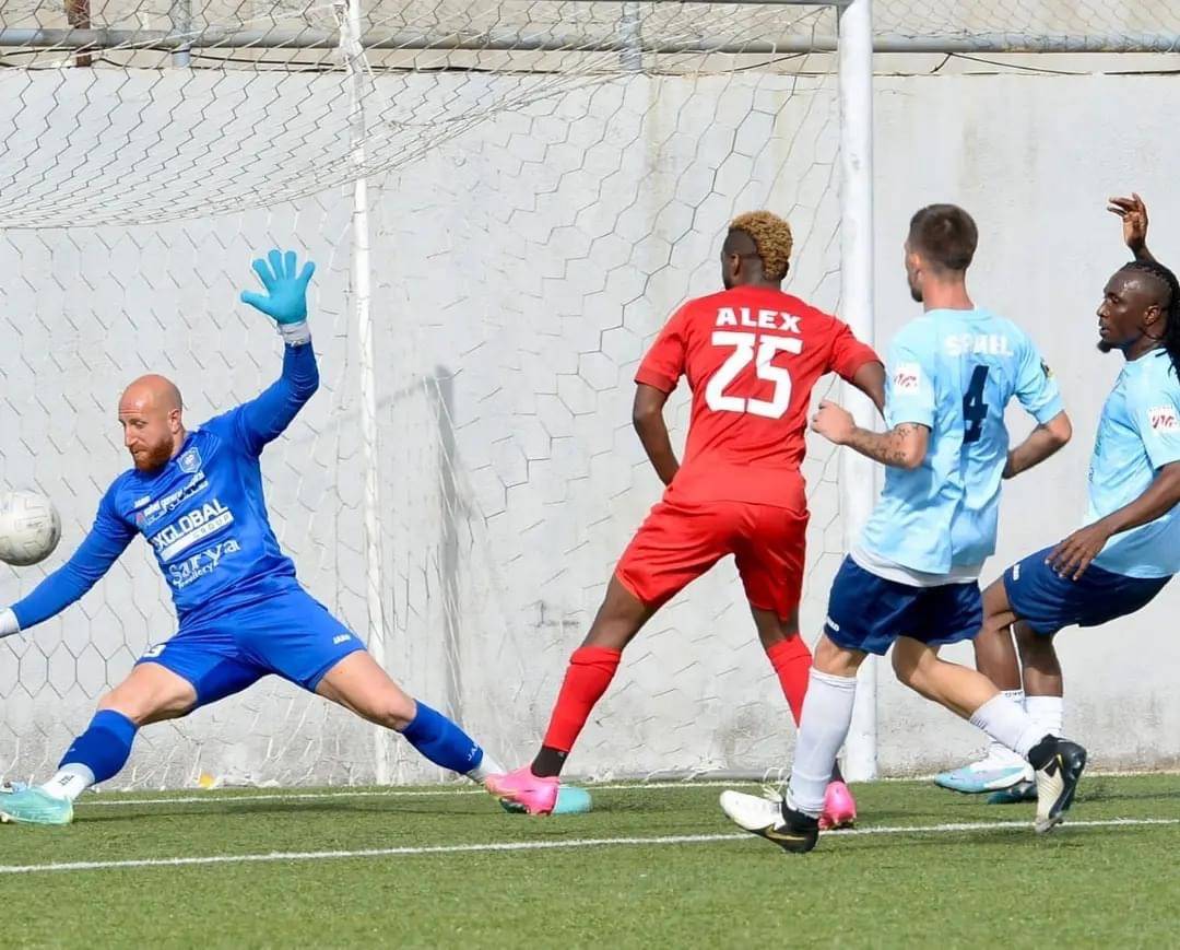 Football Lebanon - فوز شباب الساحل على التضامن صور بهدفين دون رد على ملعب العهد