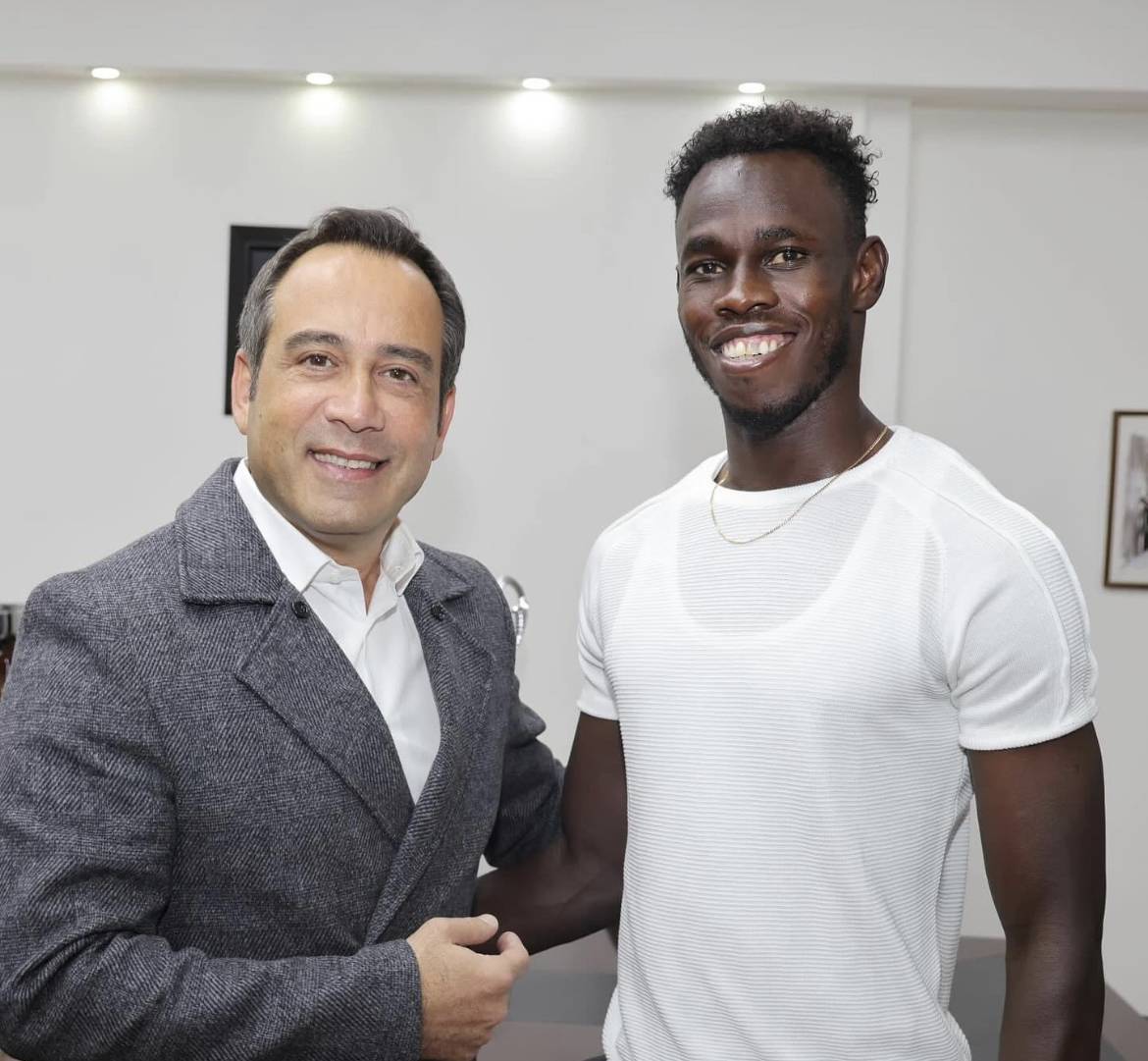 Football Lebanon - الأنصار يعلن تجديد عقد مهاجمه الحاج مالك تال لموسم إضافي