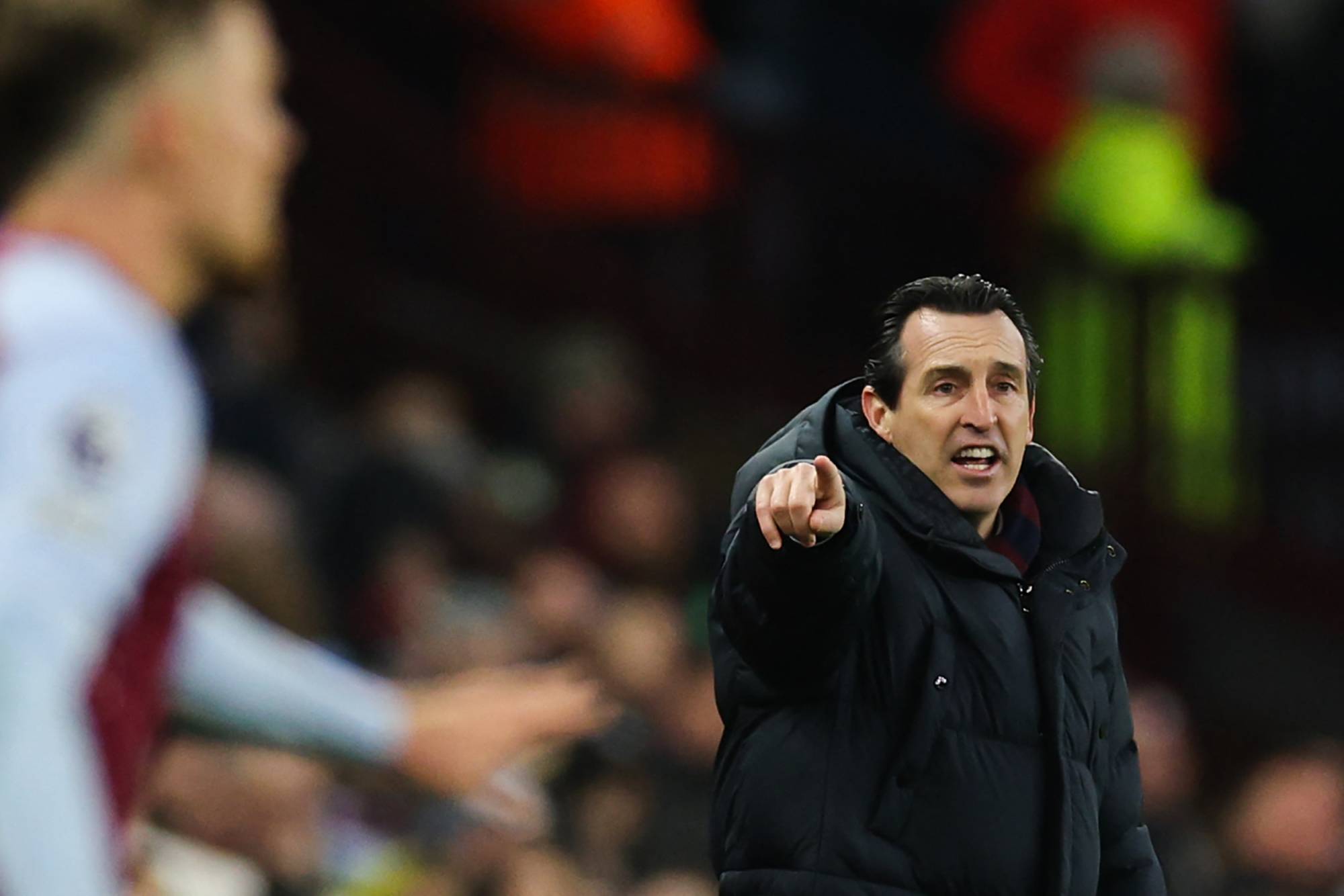 Football Lebanon - أستون فيلا يمدّد لإيمري