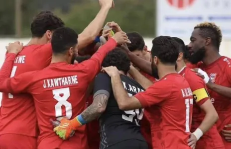 Football Lebanon - محيدلي : لاعبين التضامن صور خط أحمر