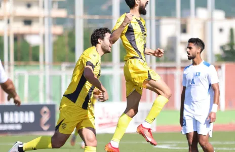 Football Lebanon - فوز العهد على الراسينغ ضمن سداسية الأوائل