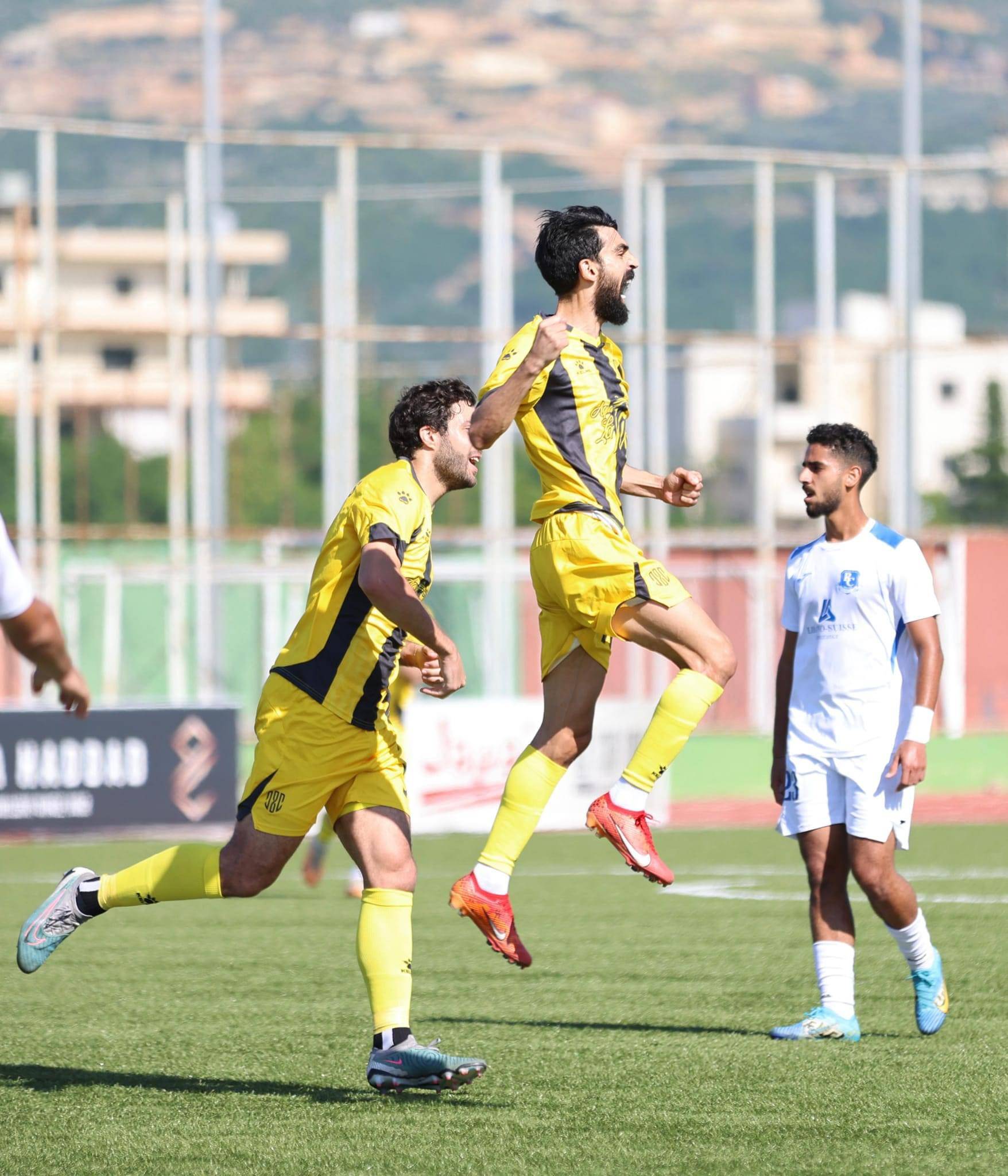 Football Lebanon - فوز العهد على الراسينغ ضمن سداسية الأوائل